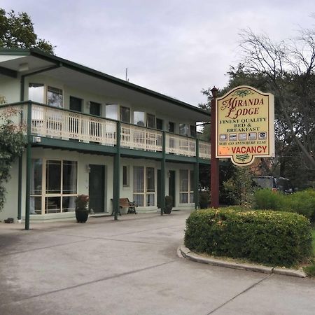 Miranda Lodge Canberra Exterior foto