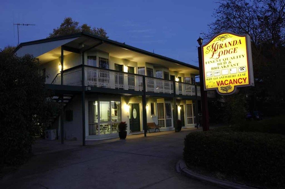Miranda Lodge Canberra Exterior foto